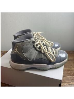 Nike Air Jordan 11 Retro Cool Grey sneakers Youth size 5